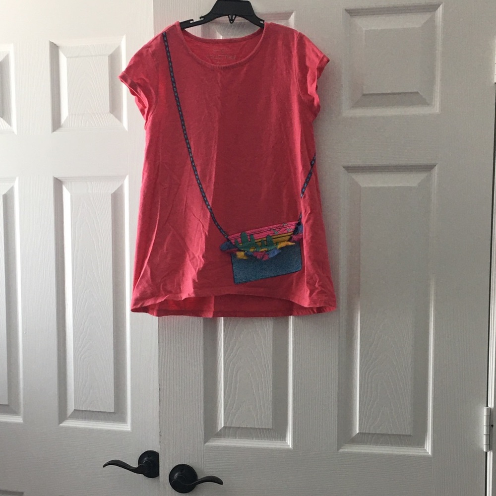 Concealed zipper pocket shirt